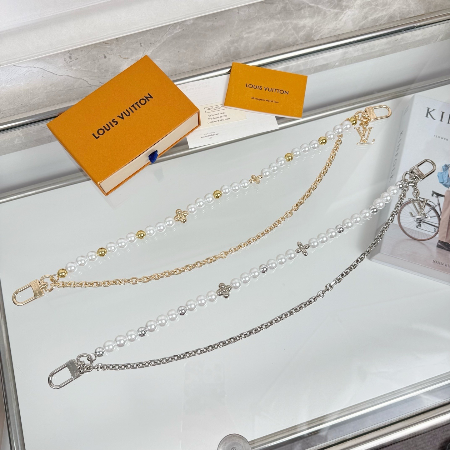 ルイ・ヴィトン パールバッグチャーム