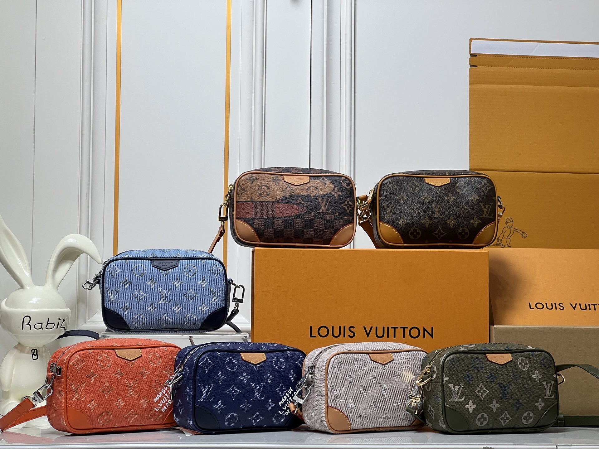 ルイ・ヴィトン トロカドロ モノグラム ミニバッグ：レトロな魅力とモダンな洗練の融合