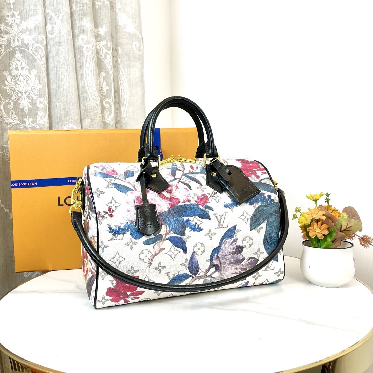 ルイ・ヴィトン「スピーディ バンドゥリエール30 モノグラム レザー」：柔らかな牛革×モノグラム、ファレル・ウィリアムズのこだわりが光る高級バッグ