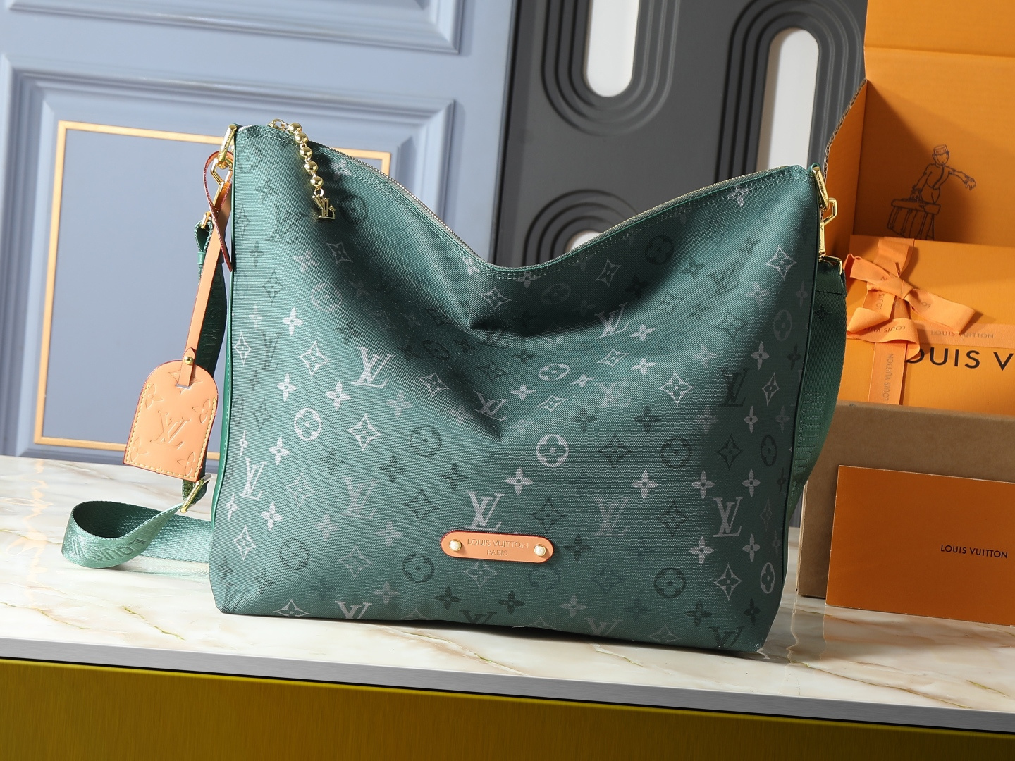 ルイ・ヴィトン ヴァガボンド ホーボー PM バッグ | モノグラム サープラス コーティングキャンバス × レザー