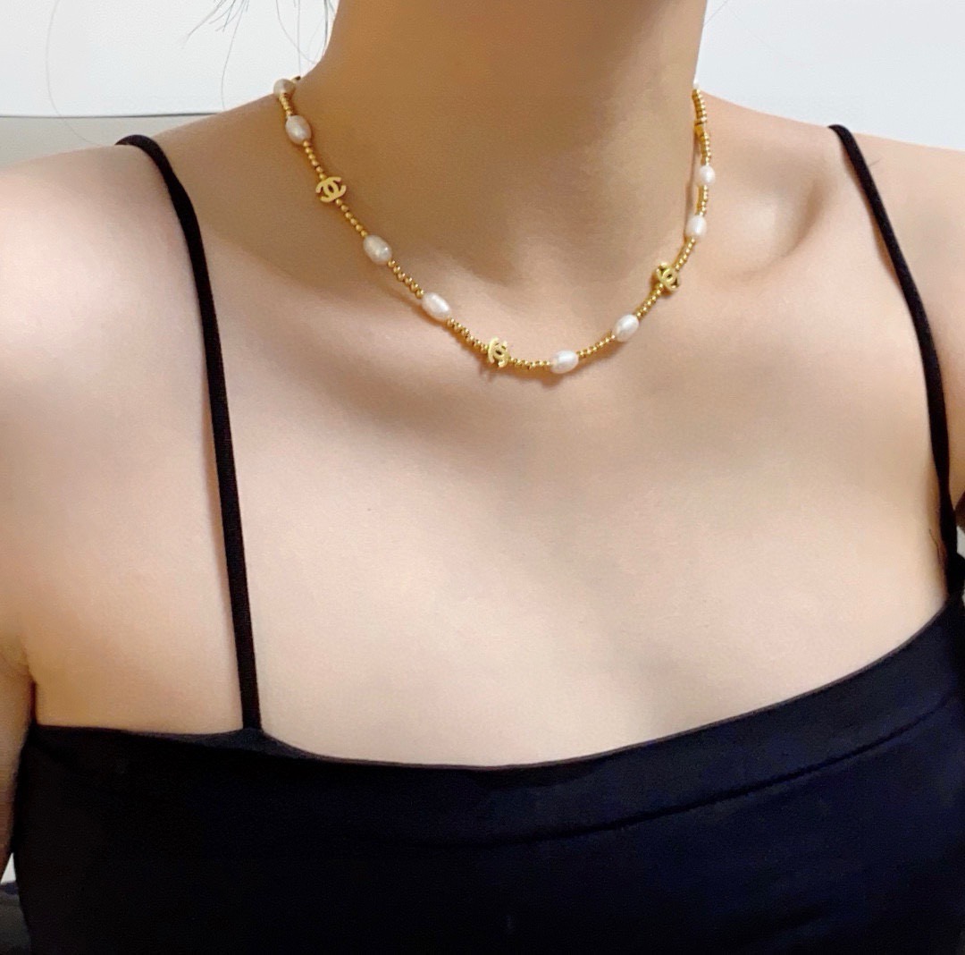 【CHANEL シャネル】最新作 天然淡水パール ゴールド ネックレス｜14Kメッキ加工×保色性抜群｜唯一無二の個性が光る逸品