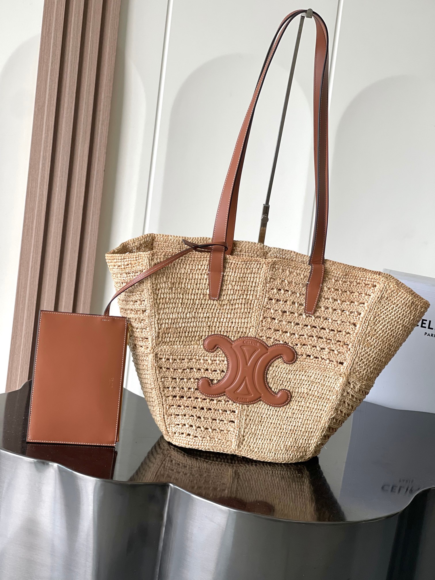 CELINE ナチュラルプラントマテリアル＆カーフレザー ミディアム ウォーブン トリアンフ バスケットバッグ