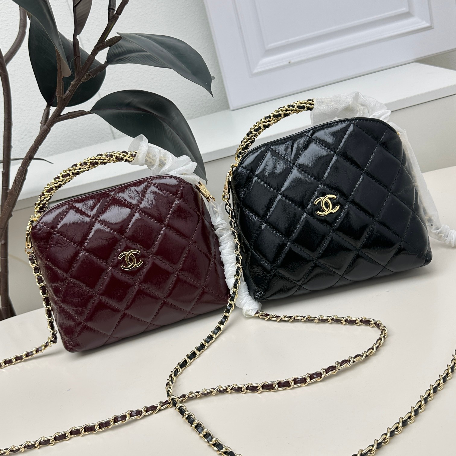 CHANEL 2024 プレタポルテ ハンドル付きランチボックスバッグ