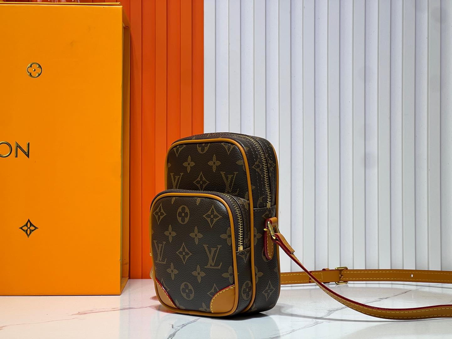 LOUIS VUITTON Monogram Reporter 斜め掛けバッグ