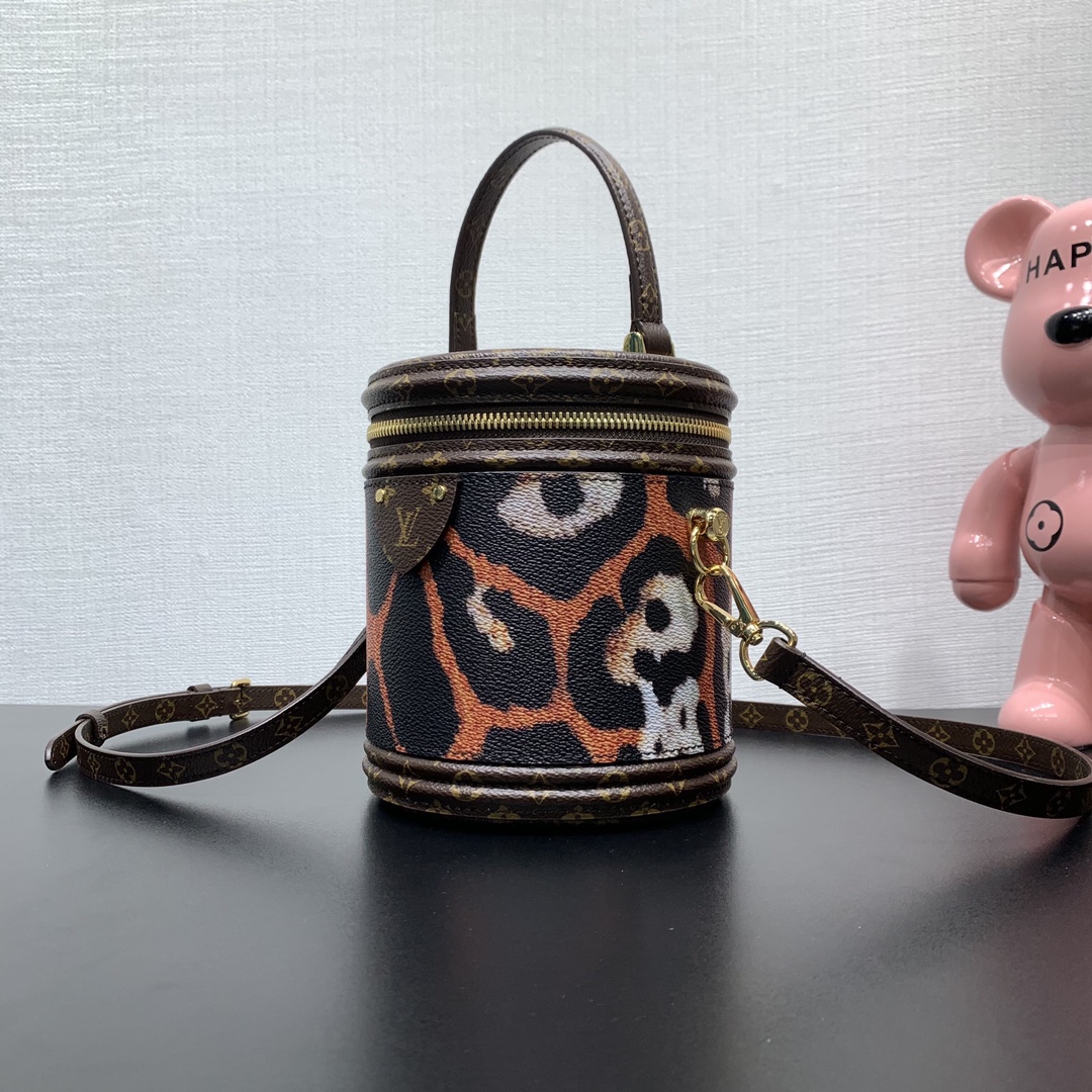LOUIS VUITTON カンヌ バッグ（LVアニマルコレクション）