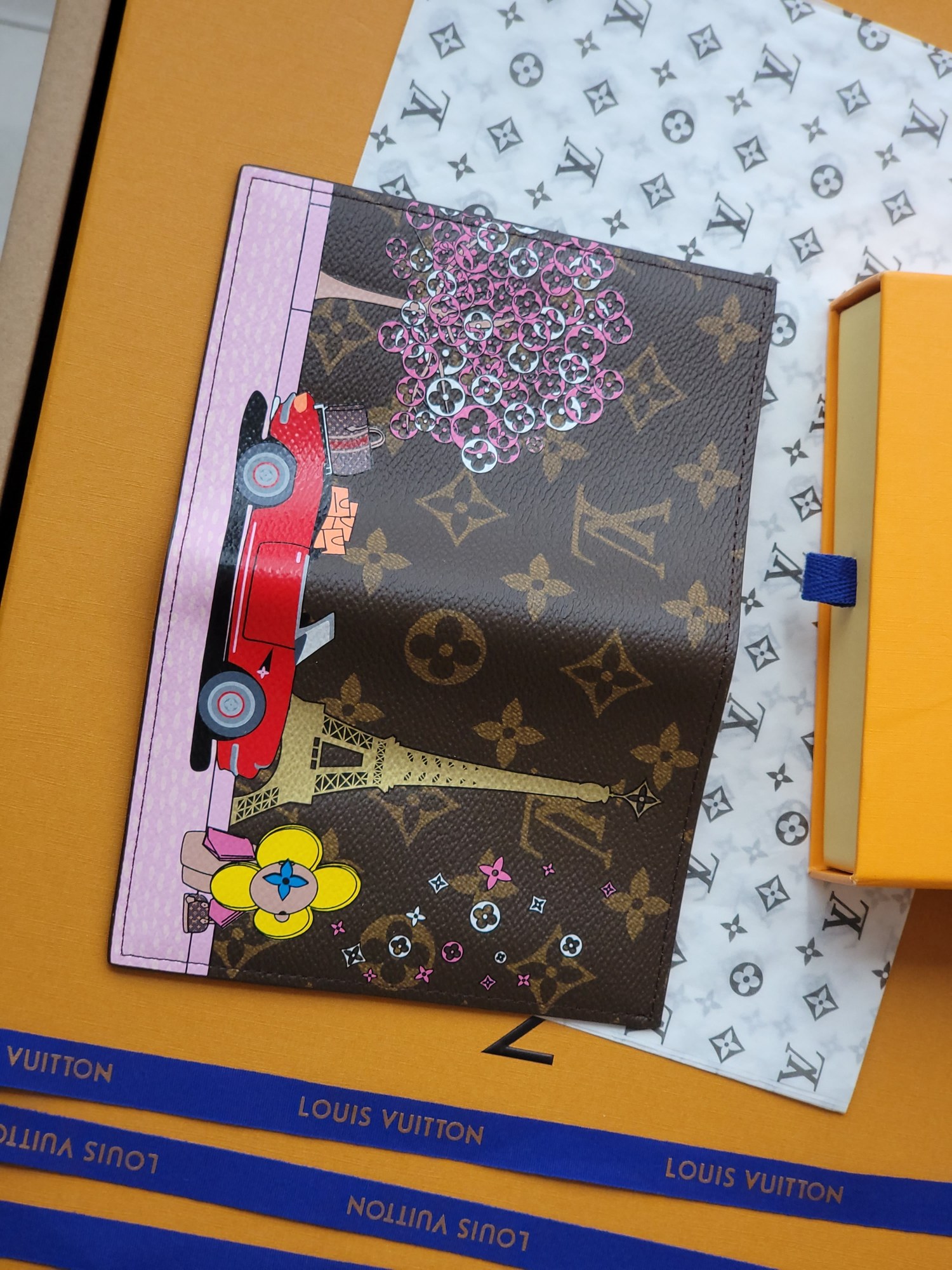 LOUIS VUITTON パスポートホルダー クリスマス限定モデル