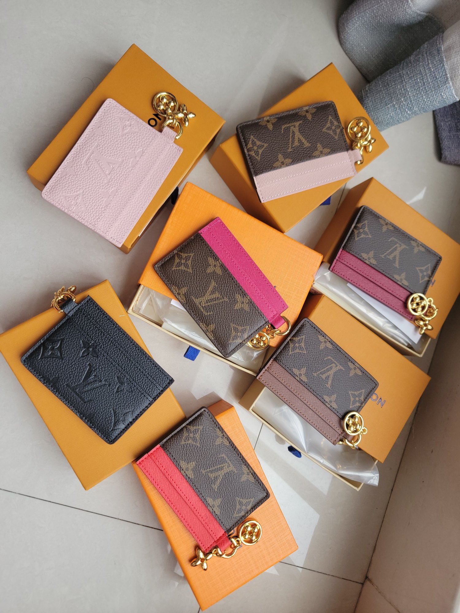 LOUIS VUITTON Monogram Flower カードホルダー