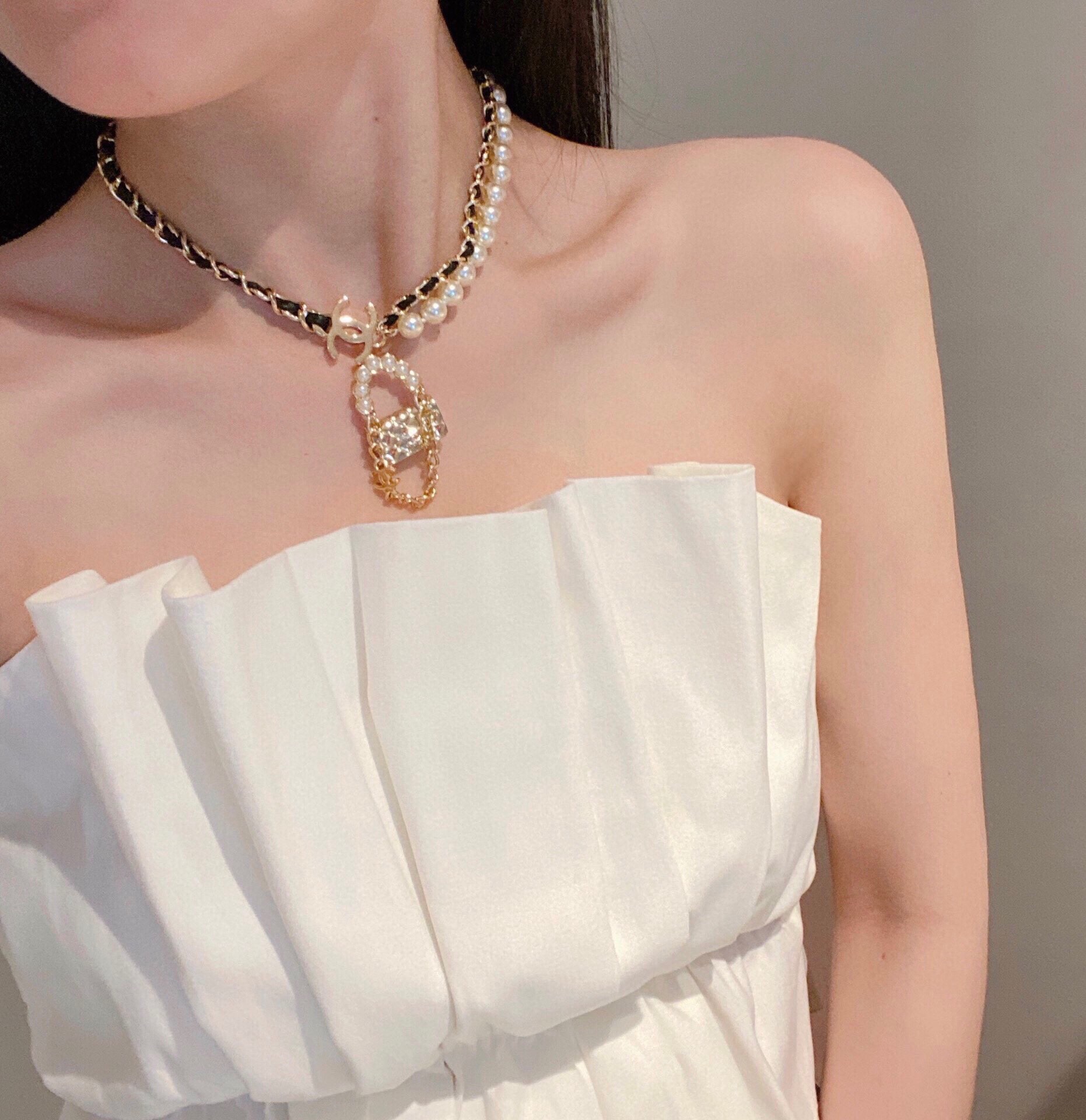 【CHANEL オマージュ】ダブルC バッグ ネックレス｜真鍮製 CNC切削 極上の作り込み 女神必須アイテム