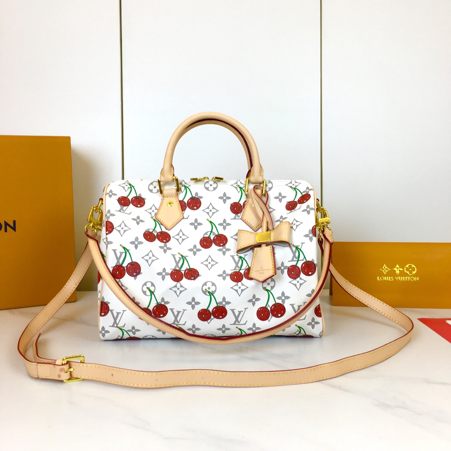 ルイ・ヴィトン × 村上隆 SPEEDY SOFT 30（白×チェリーモノグラム）