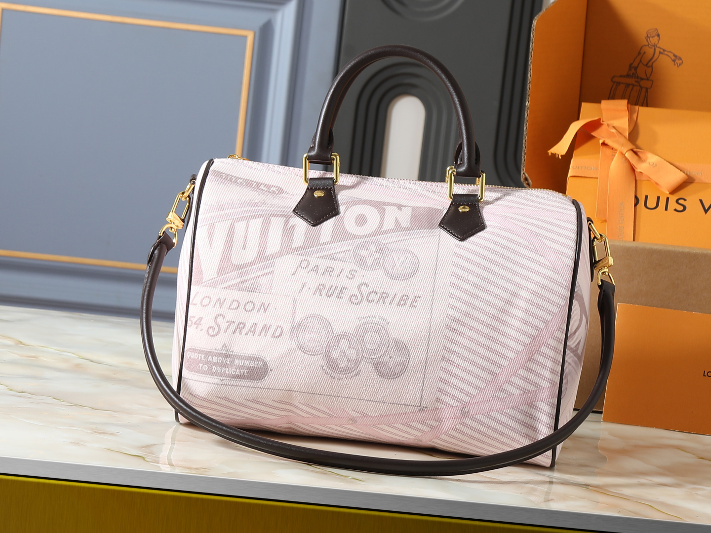 【極上品】ルイ・ヴィトン スピーディ・ソフト 30 - Inside LV アニメーションシリーズ 鮮やかな織り柄＆モノグラム持ち手が映える注目作