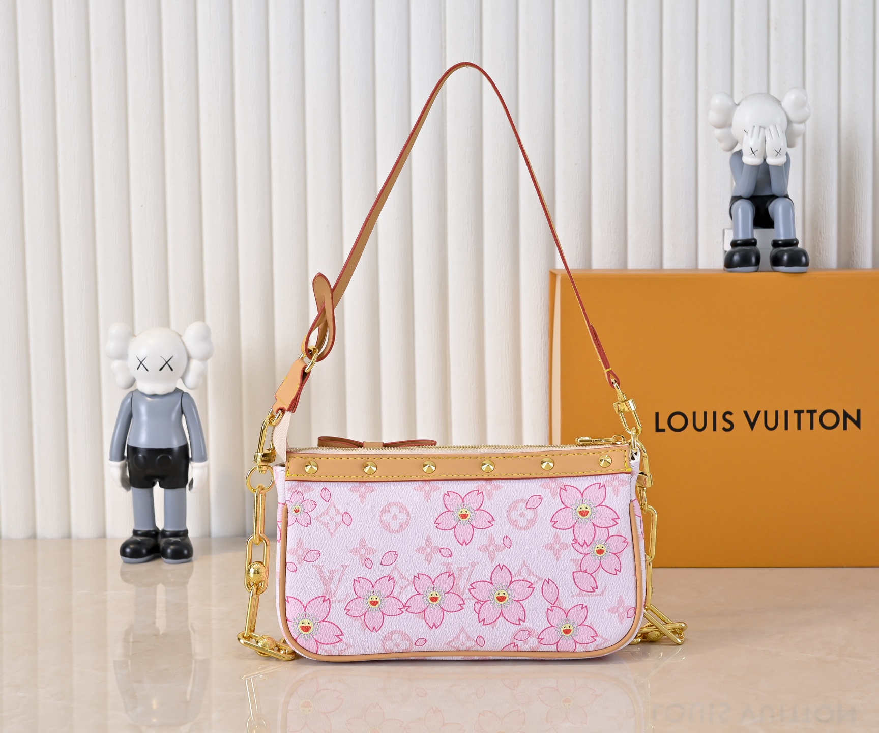 ルイ・ヴィトン × 村上隆 コラボレーション Pochette Accessoires ノートパック ｜ダブルCモノグラ