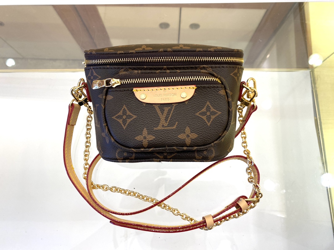 ルイ・ヴィトン Mini Bumbag バッグ​​  ～モノグラムマカッサール帆布×可拆卸チェーン、ショルダー＆クロスボディ自在切り替え～