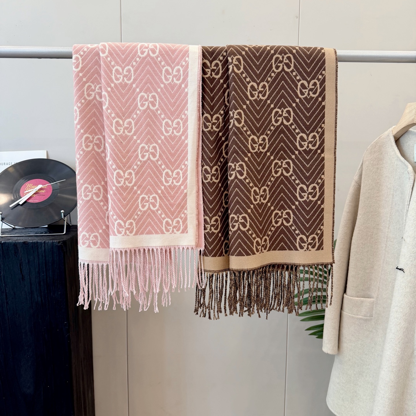 グッチ (GUCCI) 2026年秋冬コレクション ストール/マフラー ✨ 大ヒットアイテム 実物撮り