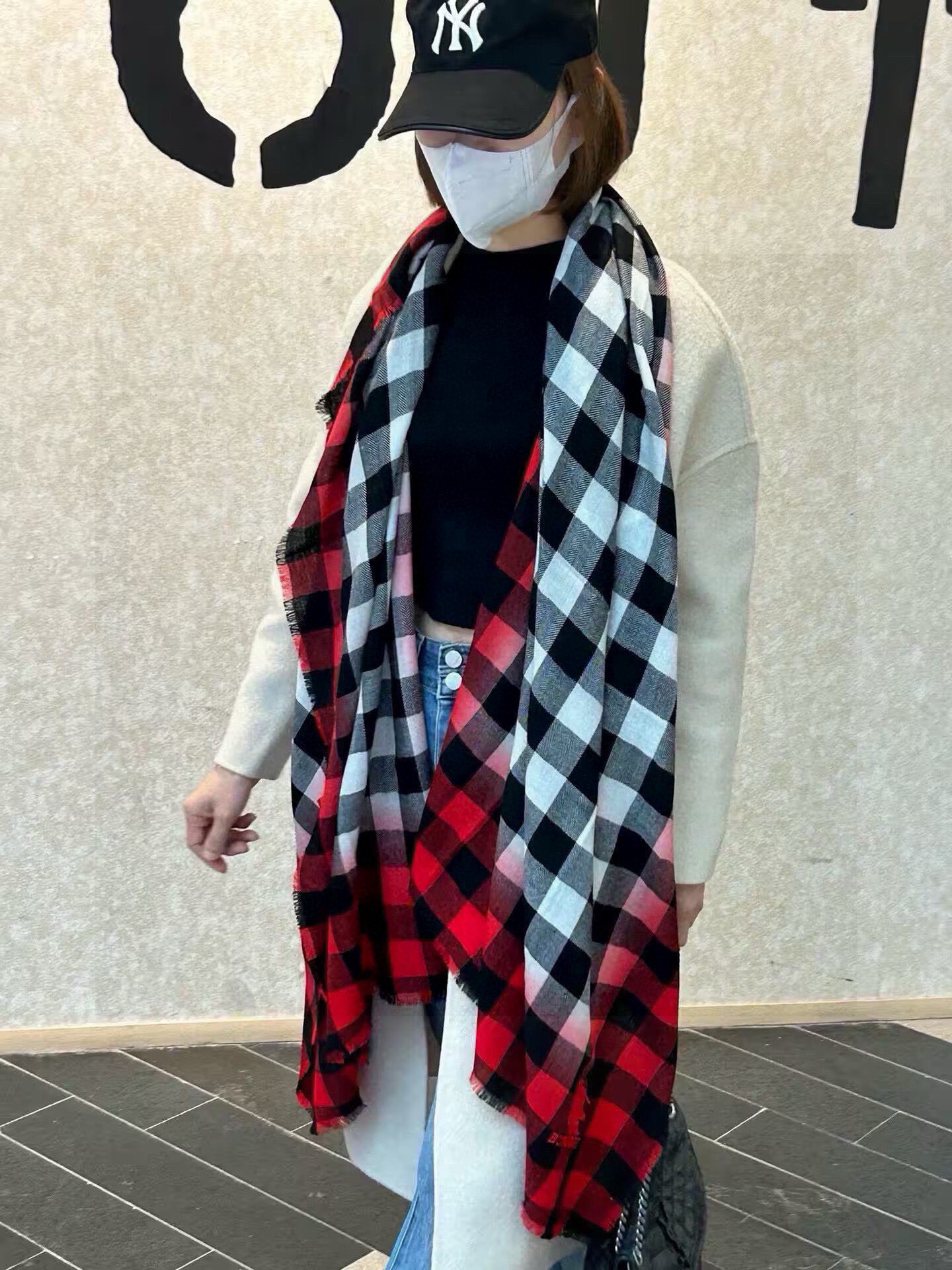 【Burberry公式】4シーズン対応ライトグレードチェック羊绒スカーフ
