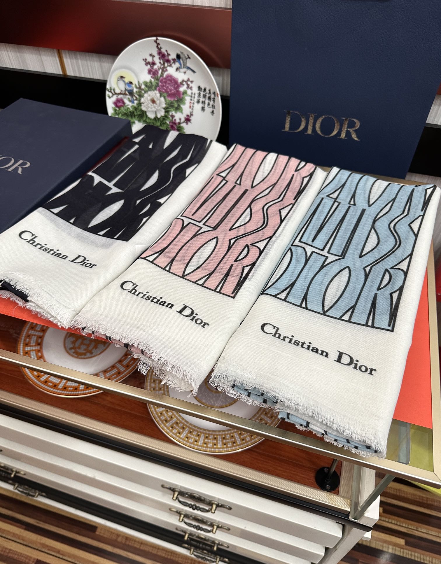 【DIOR公式】レジェンドカシミヤ・オブリークモチーフロングショール
