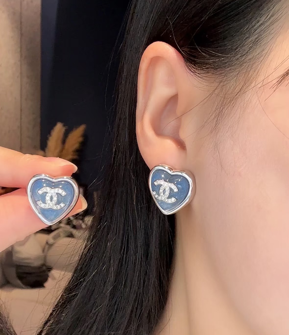 CHANEL】25P 大ヒット ハート ピアス カラフルクリスタル ダブルC シルバー 小ぶり 繊細 ヴィンテージ