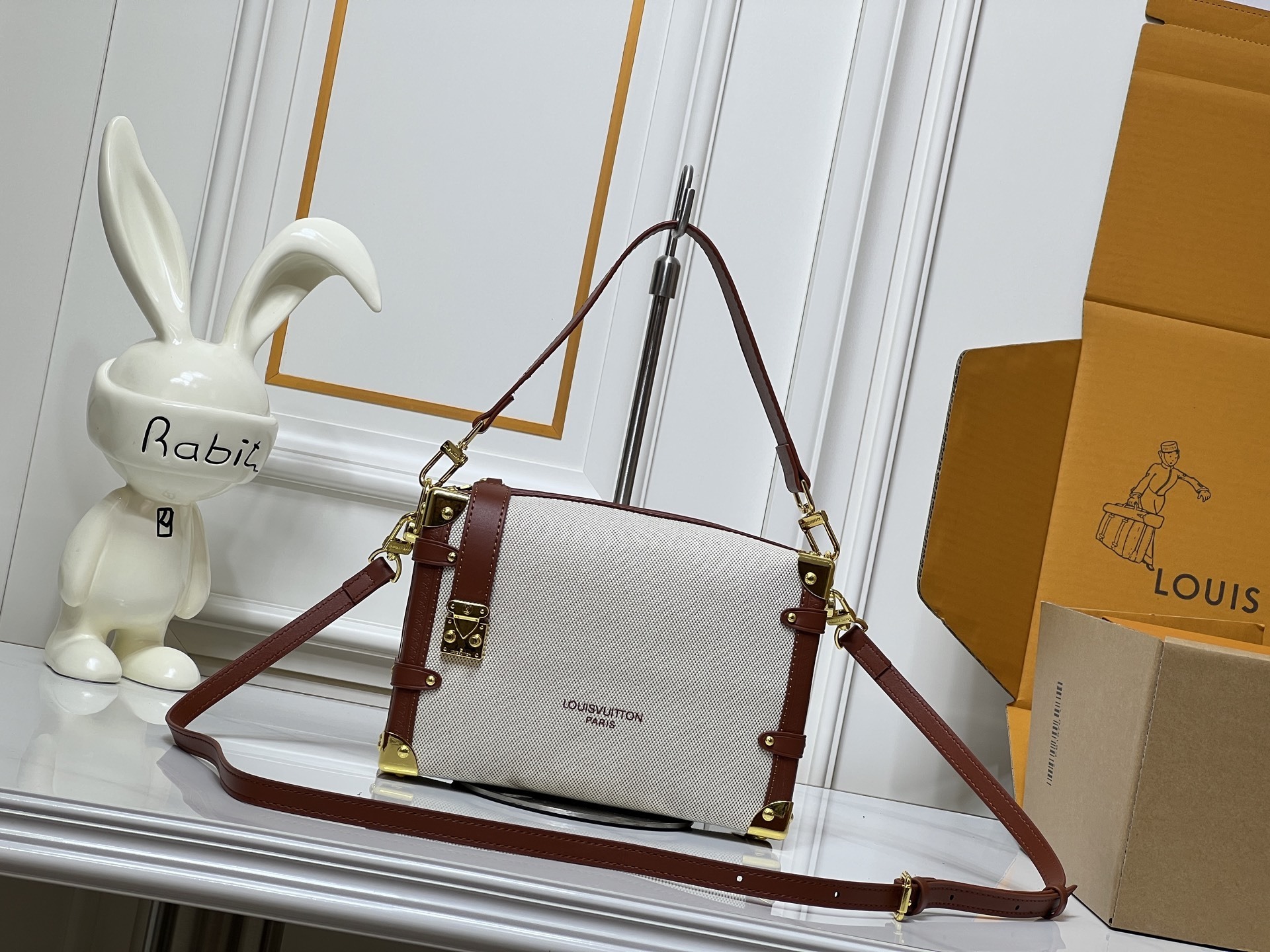 ルイ・ヴィトン 公式発売｜サイドトランクMM ナチュラルキャンバス×革仕上げ✨Sロックロックで都会のライフスタイルに最適