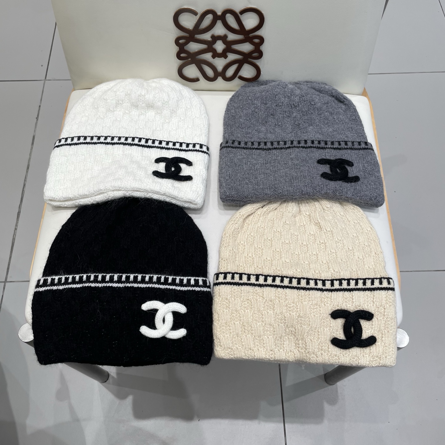 シャネル シャネル風ダブルCロゴウール毛糸帽 秋冬用防寒アイテム 男女兼用オールマイティ高級感スタイリッシュ帽子