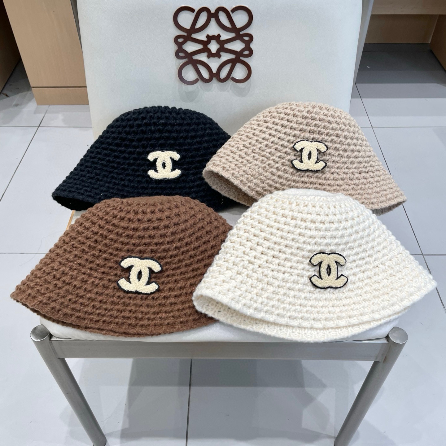 シャネル 春夏用チェック柄ニットポンチョハット 顔小さく見せる日系デザイン 防寒カジュアルバイブル