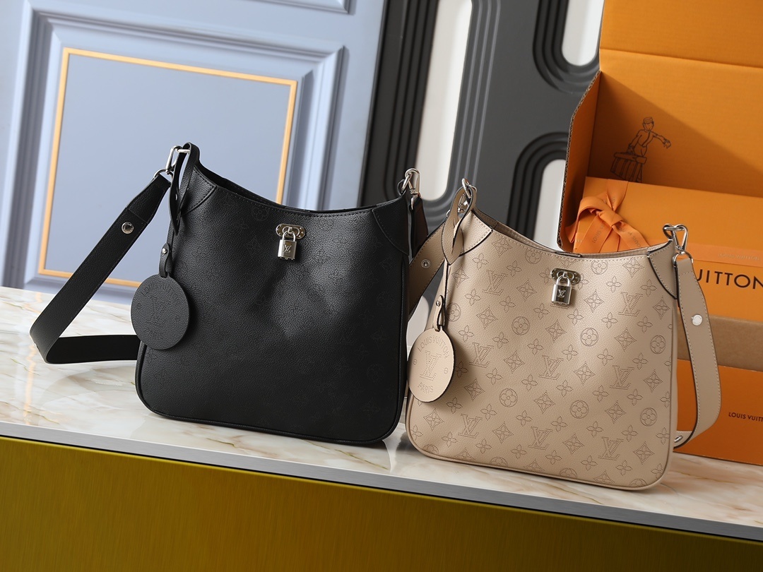 ルイ・ヴィトン「オールアラウンド MM」モノグラム穿孔×光沢磁気ロック|職人技とモダン機能の融合