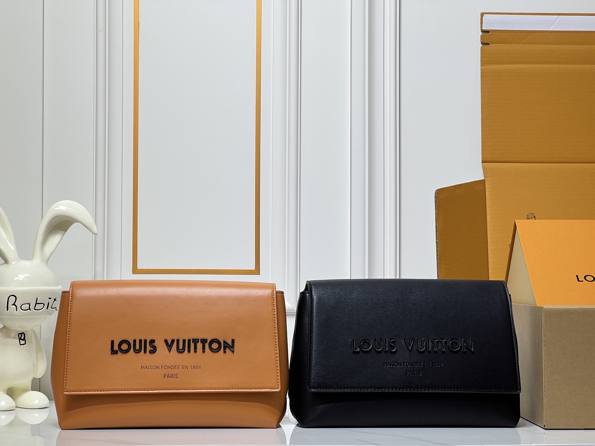 ルイ・ヴィトン「ポシェット・メティス 刺繍メッセンジャーバッグ（オレンジ）」モノグラム×カラフル刺繍｜クラシックとポップアートの融合