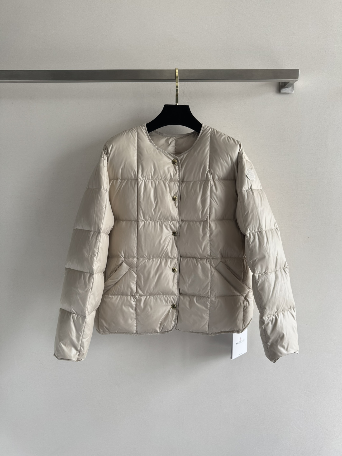 モンクレール 25秋冬新作 ダウンジャケット 【高品質ポリエステルライナー×国際規格90%ダウンで極寒地対応】