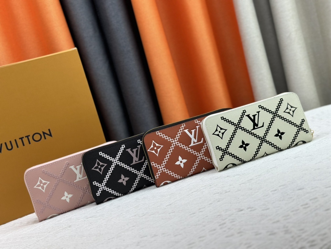 LV モノグラムヴェルニス圧花刺繍ジッパー財布 GI2345 （モノグラムヴェルニス小牛皮使用 / 全ジッパー保護仕様）