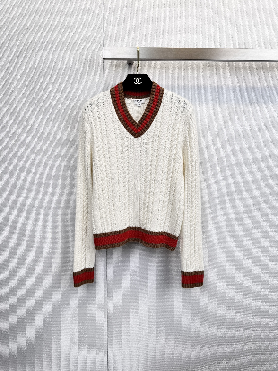 シャネル(CHANEL) クラシックVネックアラン編みカシミヤセーター